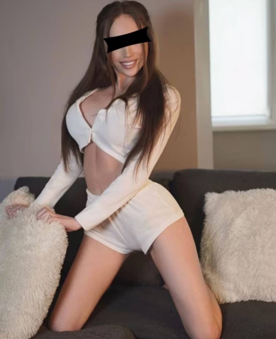 Sefaköy Escort Bayan Deryayla Muhteşem Deneyim